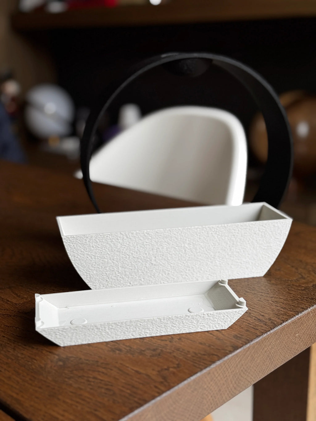 Stone Effect Self-Watering Planter